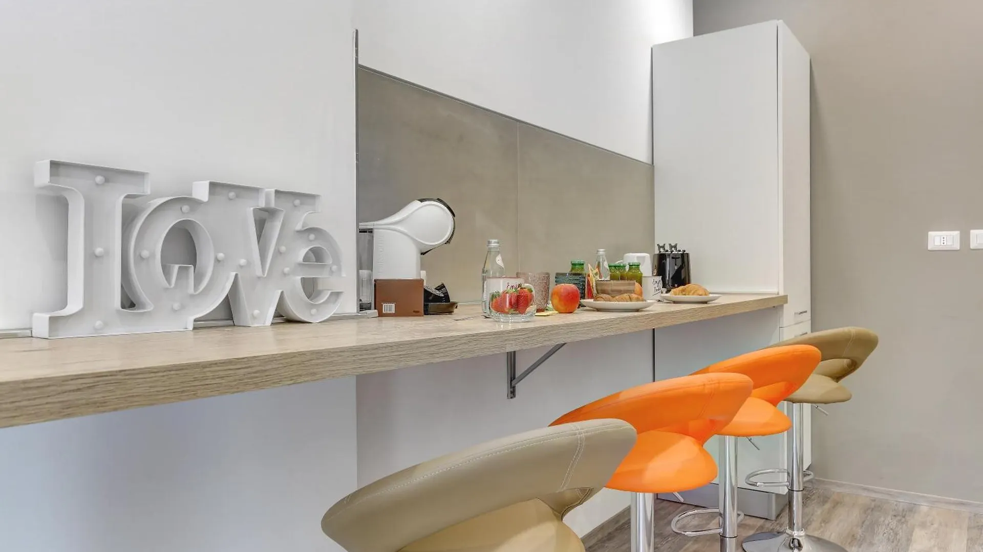 Marconi Apt Per Famiglie - 20 Min Dal Centro Rome Appartement